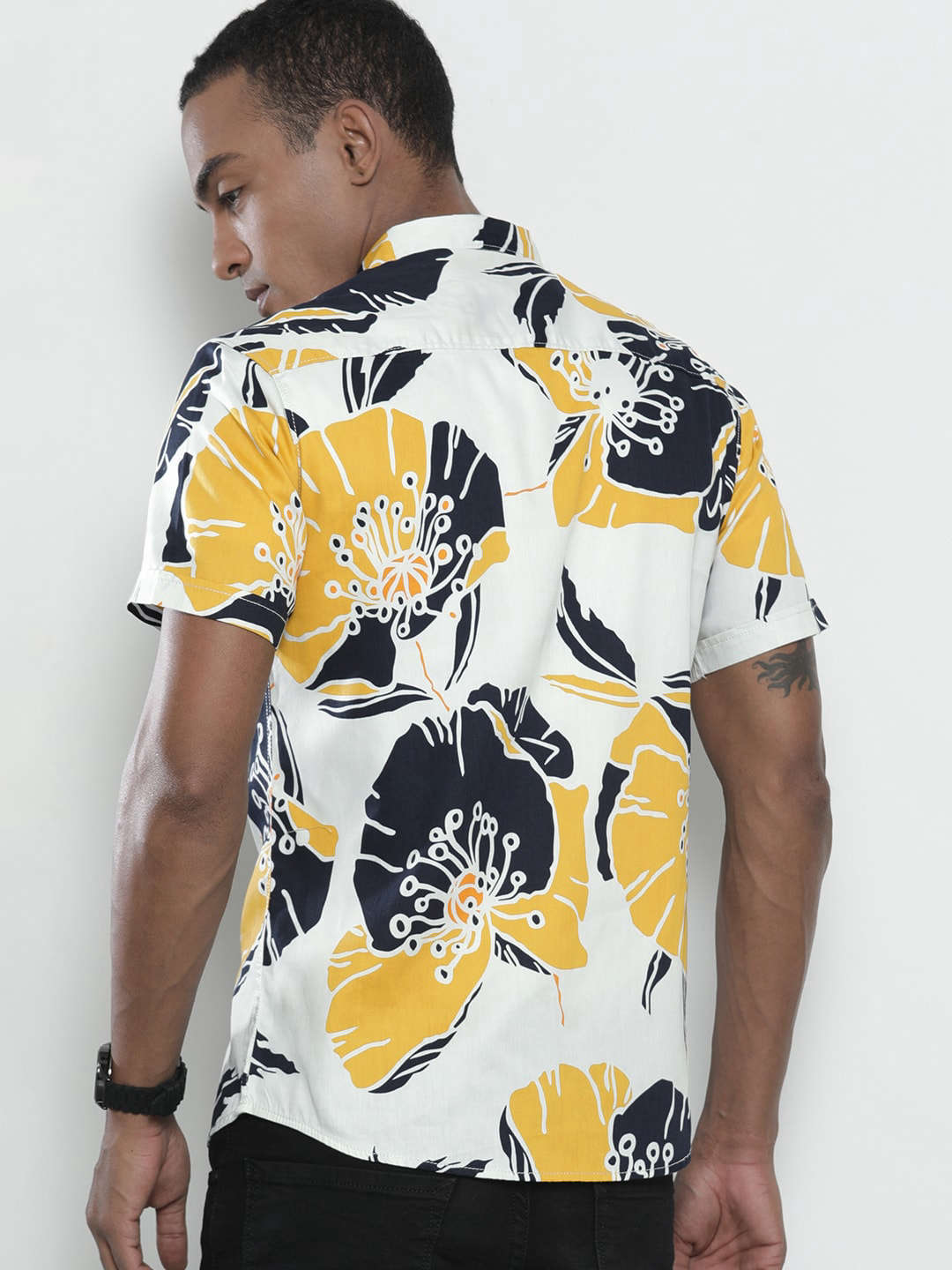 Shop Men Abstract Resortwear Shirt Online.