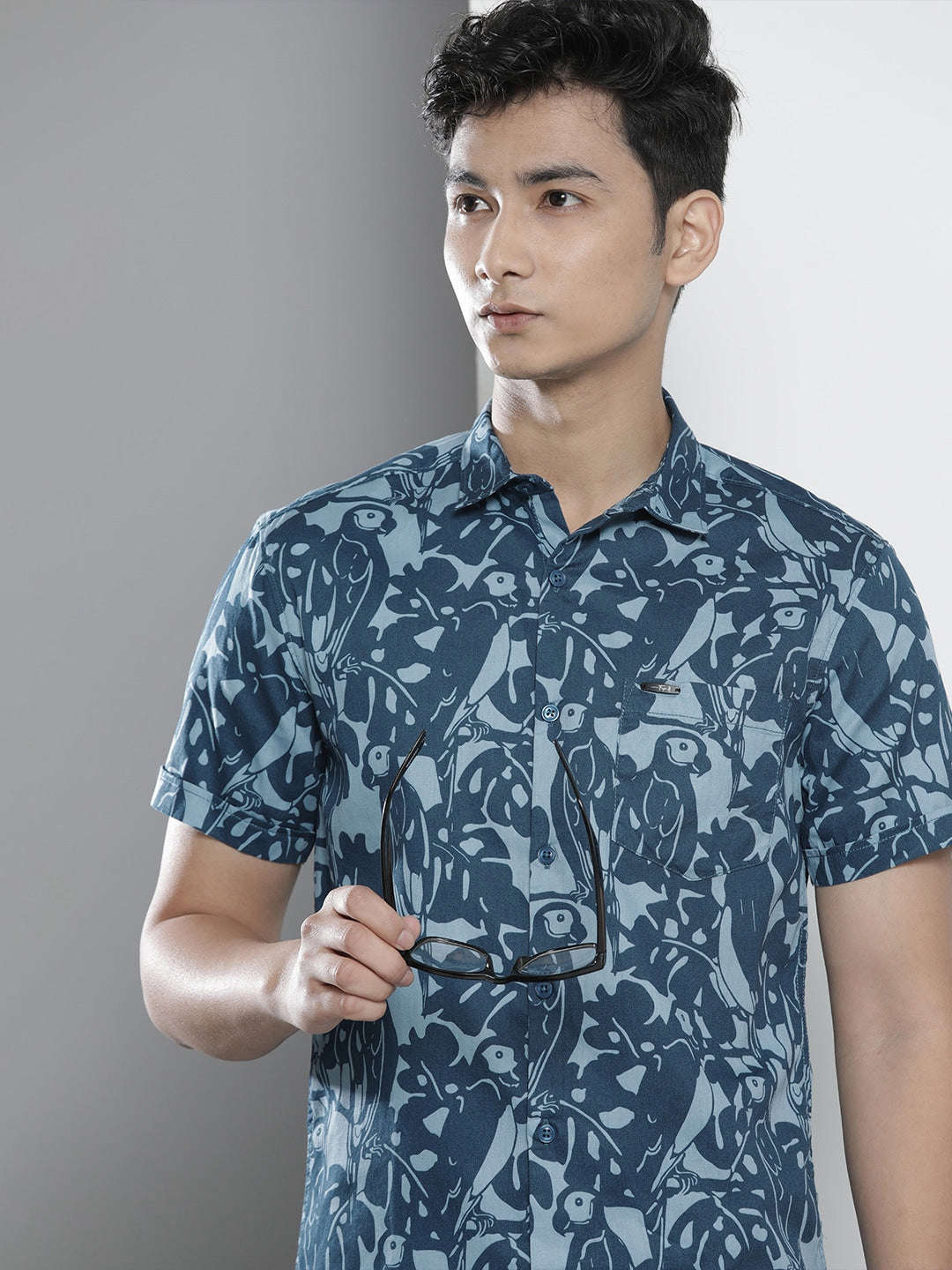 Shop Men Resort Shirt Online.