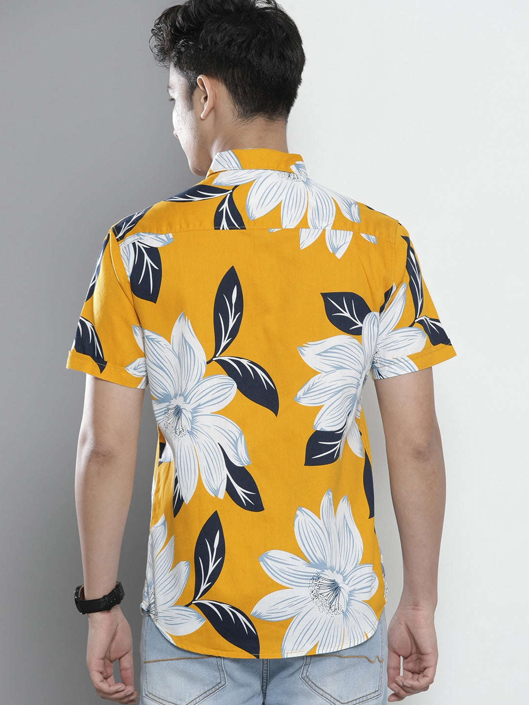 Shop Men Resort Shirt Online.