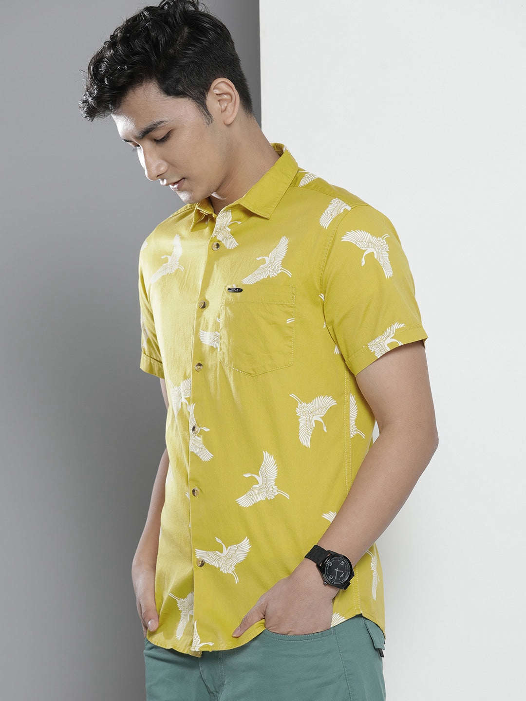 Shop Men Resort Shirt Online.