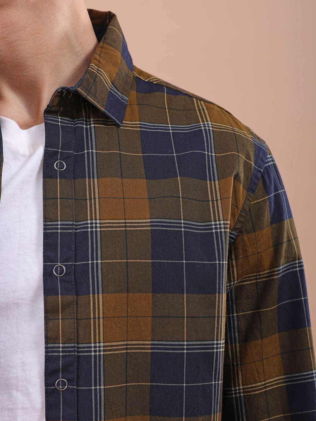 Shop Men Checked Shirt Online.