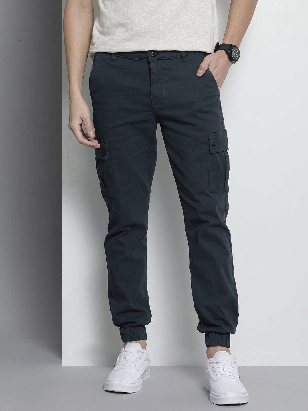 Shop Men Cargo Pant Online.