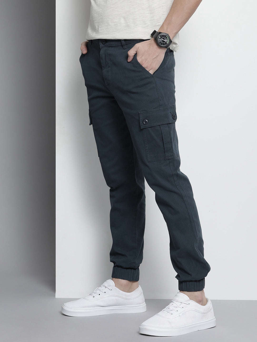 Shop Men Cargo Pant Online.