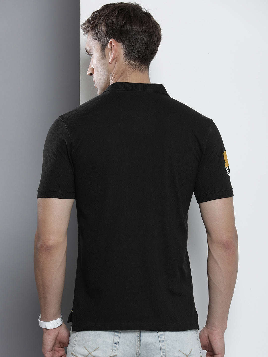 Shop Men Basic T-Shirt Online.