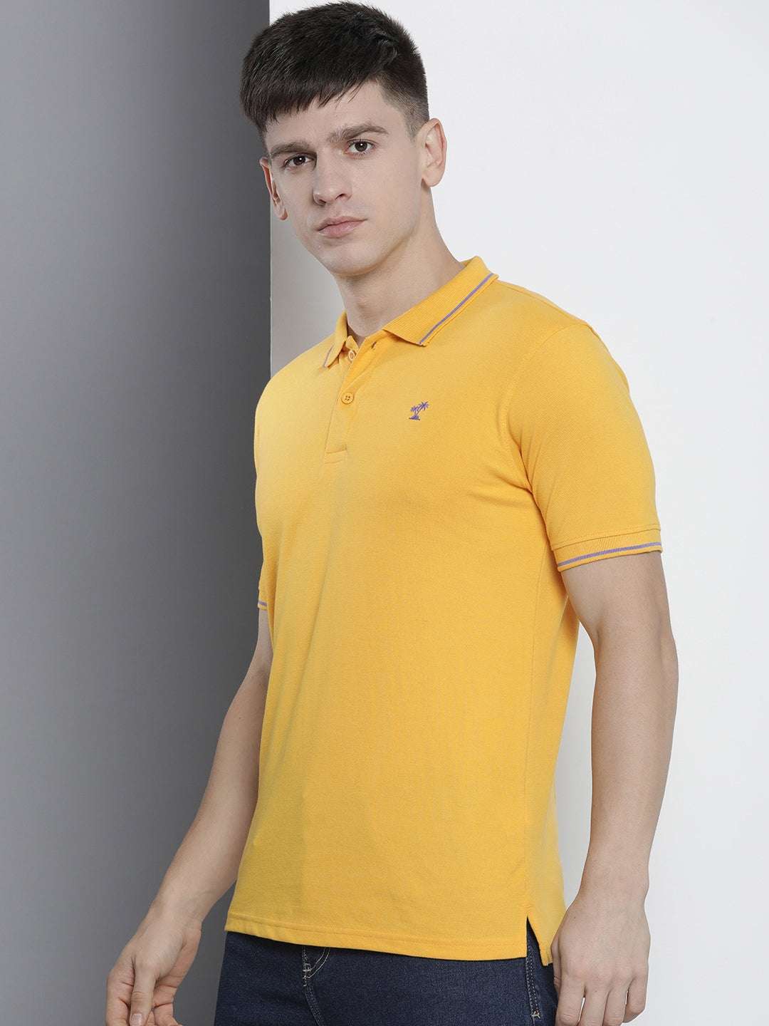 Shop Men Basic T-Shirt Online.