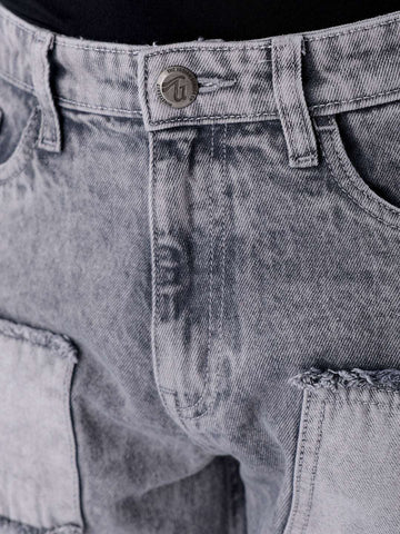 Shop Men Straight Fit Jeans Online.