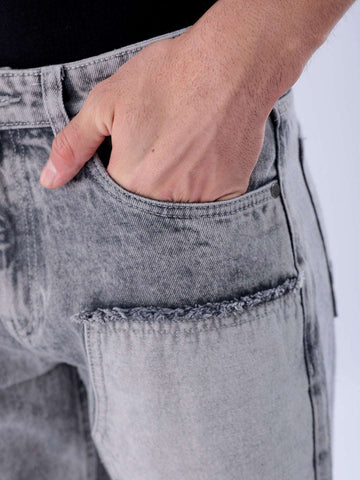 Shop Men Straight Fit Jeans Online.