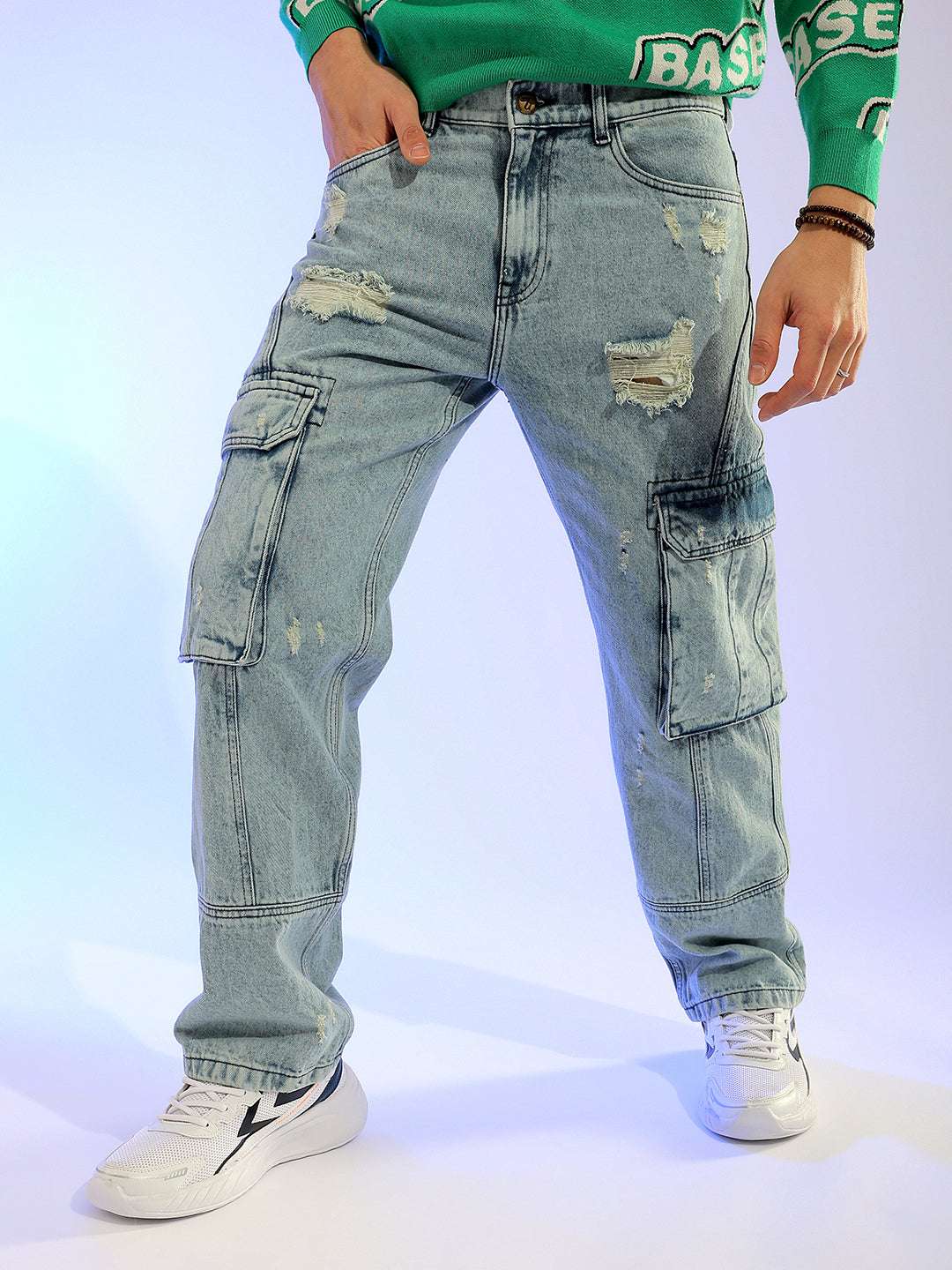 Shop Men Relaxed Fit Jeans Online.