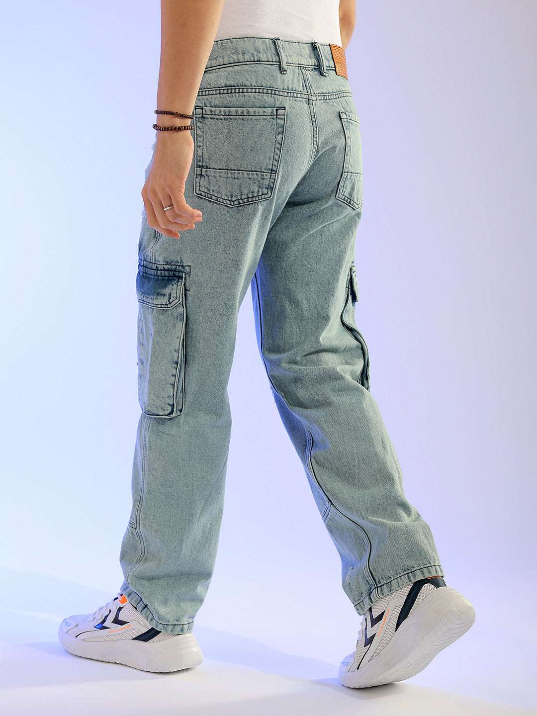 Shop Men Relaxed Fit Jeans Online.