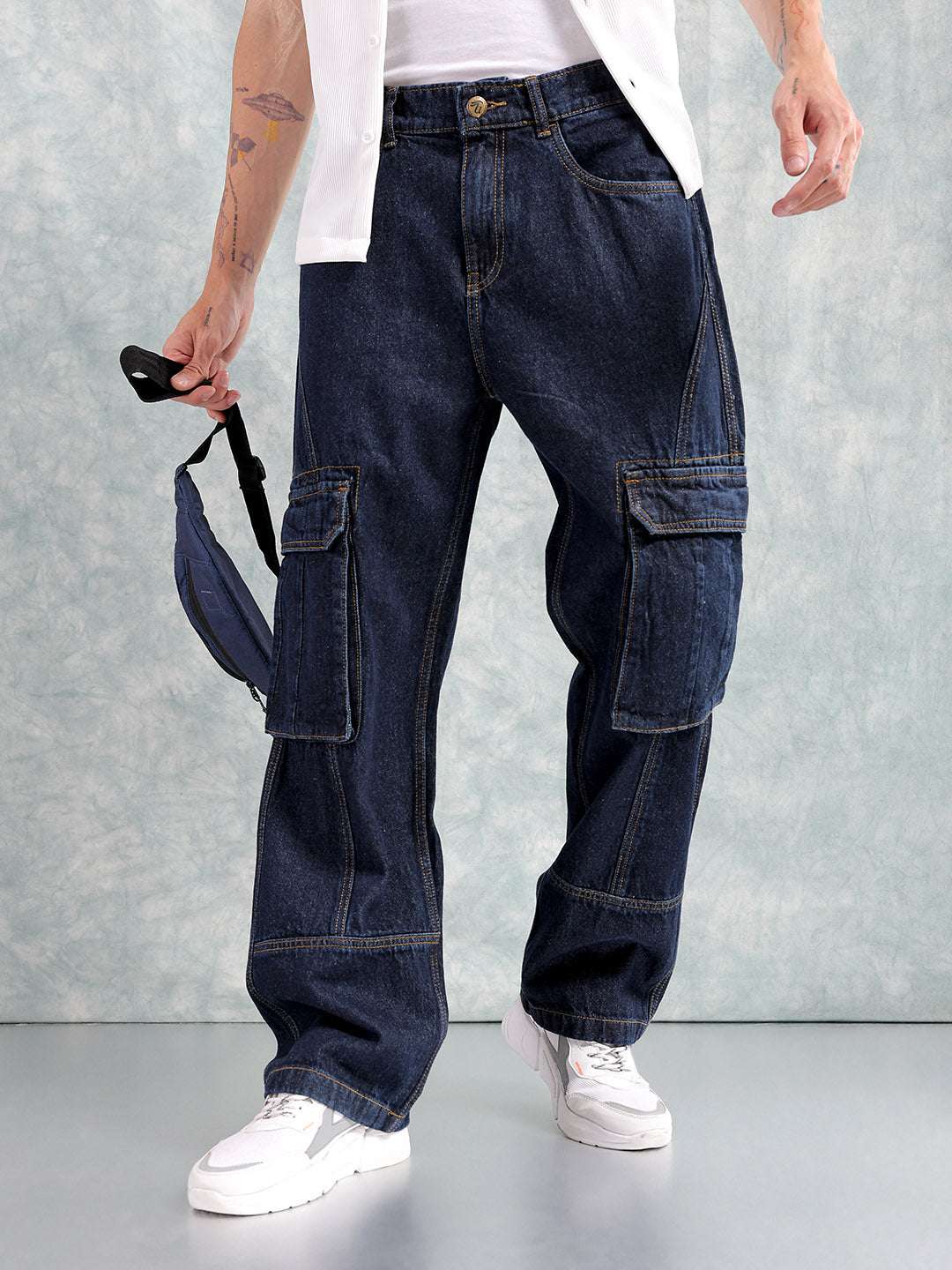 Shop Men Relaxed Fit Jeans Online.