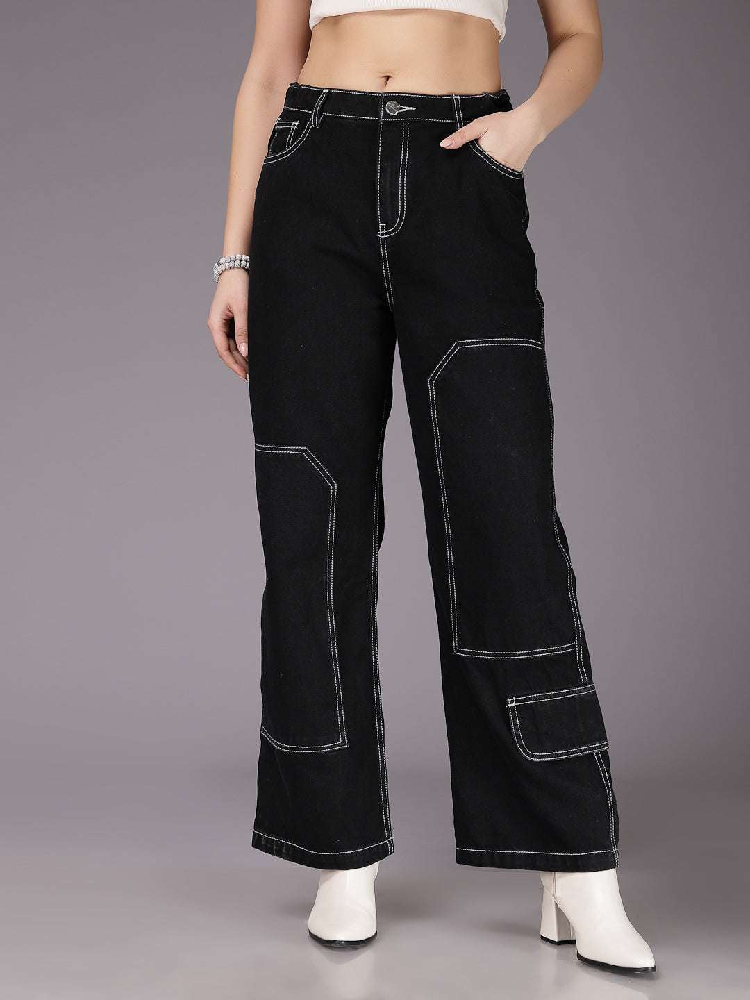 Shop Women Relaxed Fit Jeans Online.