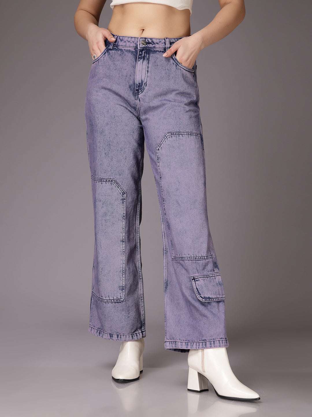 Shop Women Relaxed Fit Jeans Online.