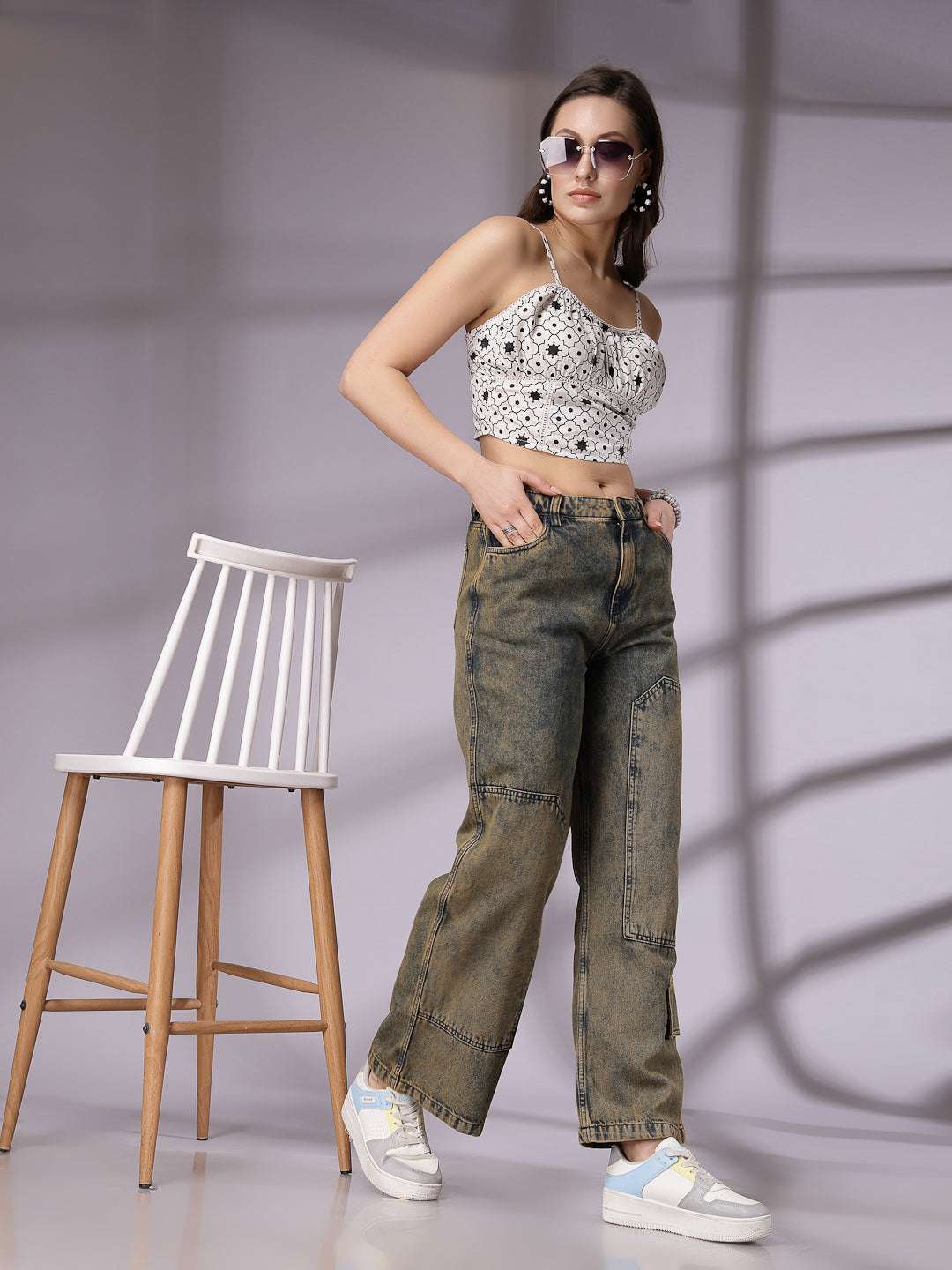 Shop Women Relaxed Fit Jeans Online.