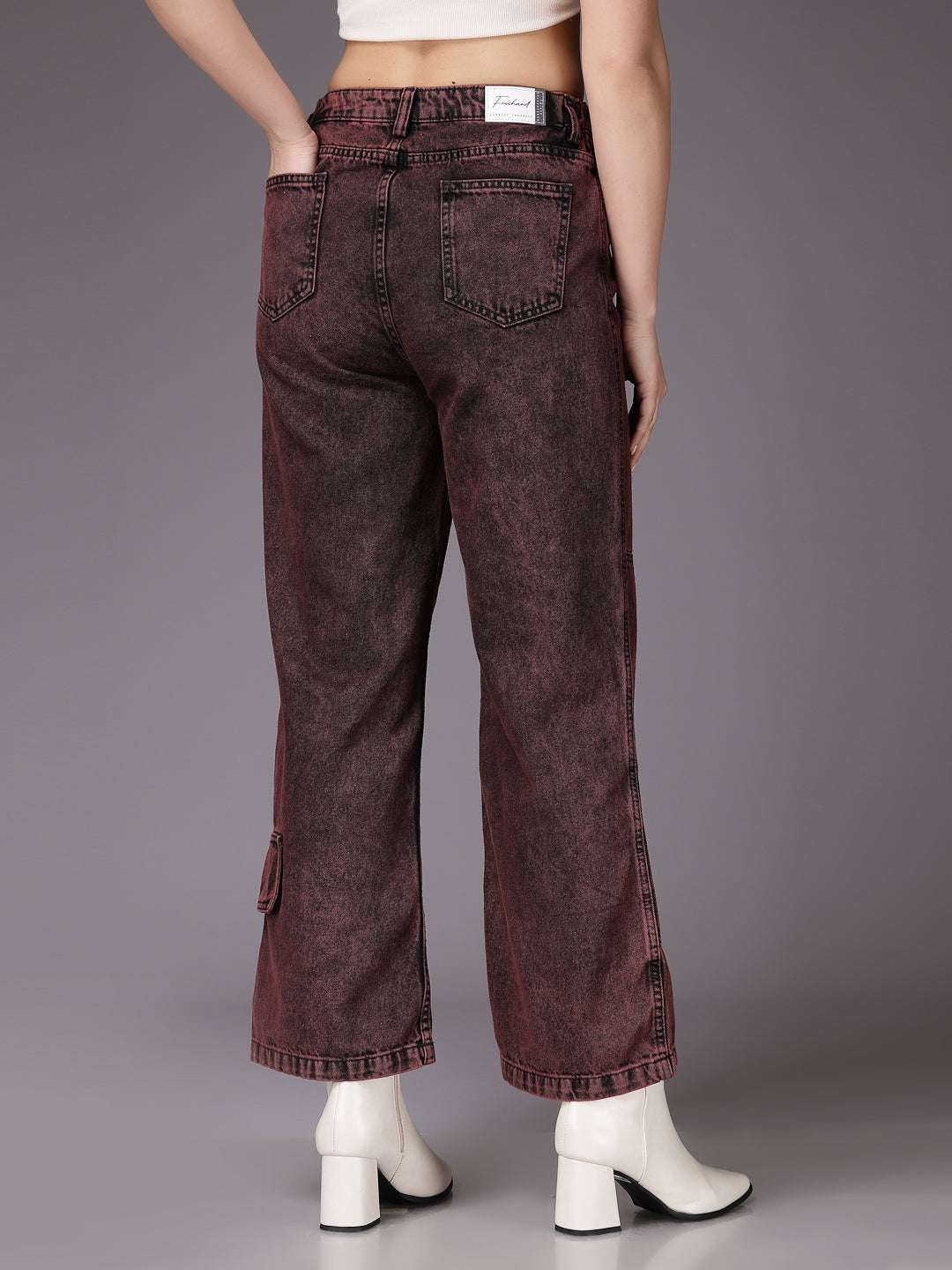 Shop Women Relaxed Fit Jeans Online.