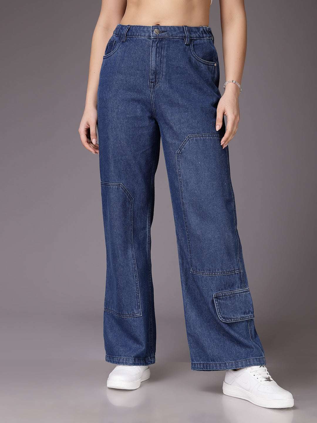 Shop Women Relaxed Fit Jeans Online.