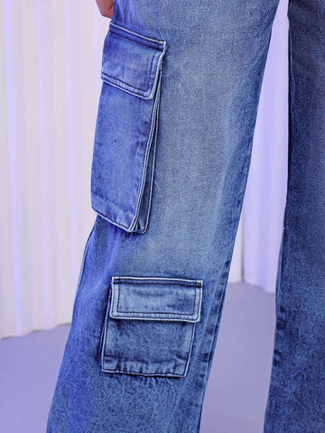 Shop Women Relaxed Fit Jeans Online.