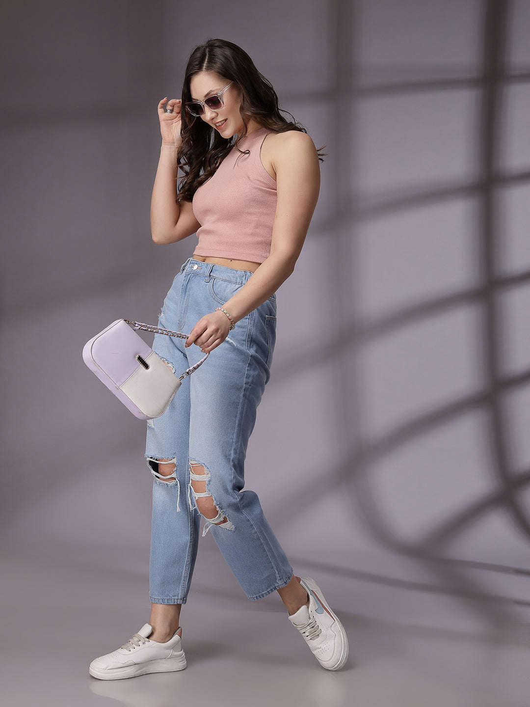 Shop Women Straight Fit Jeans Online.