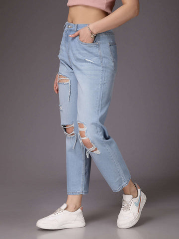 Shop Women Straight Fit Jeans Online.
