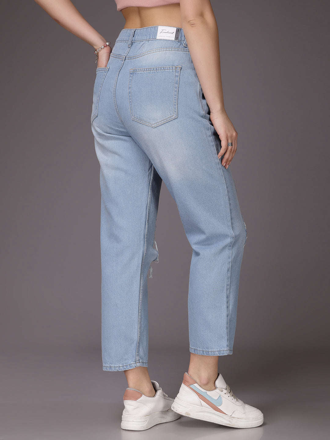 Shop Women Straight Fit Jeans Online.