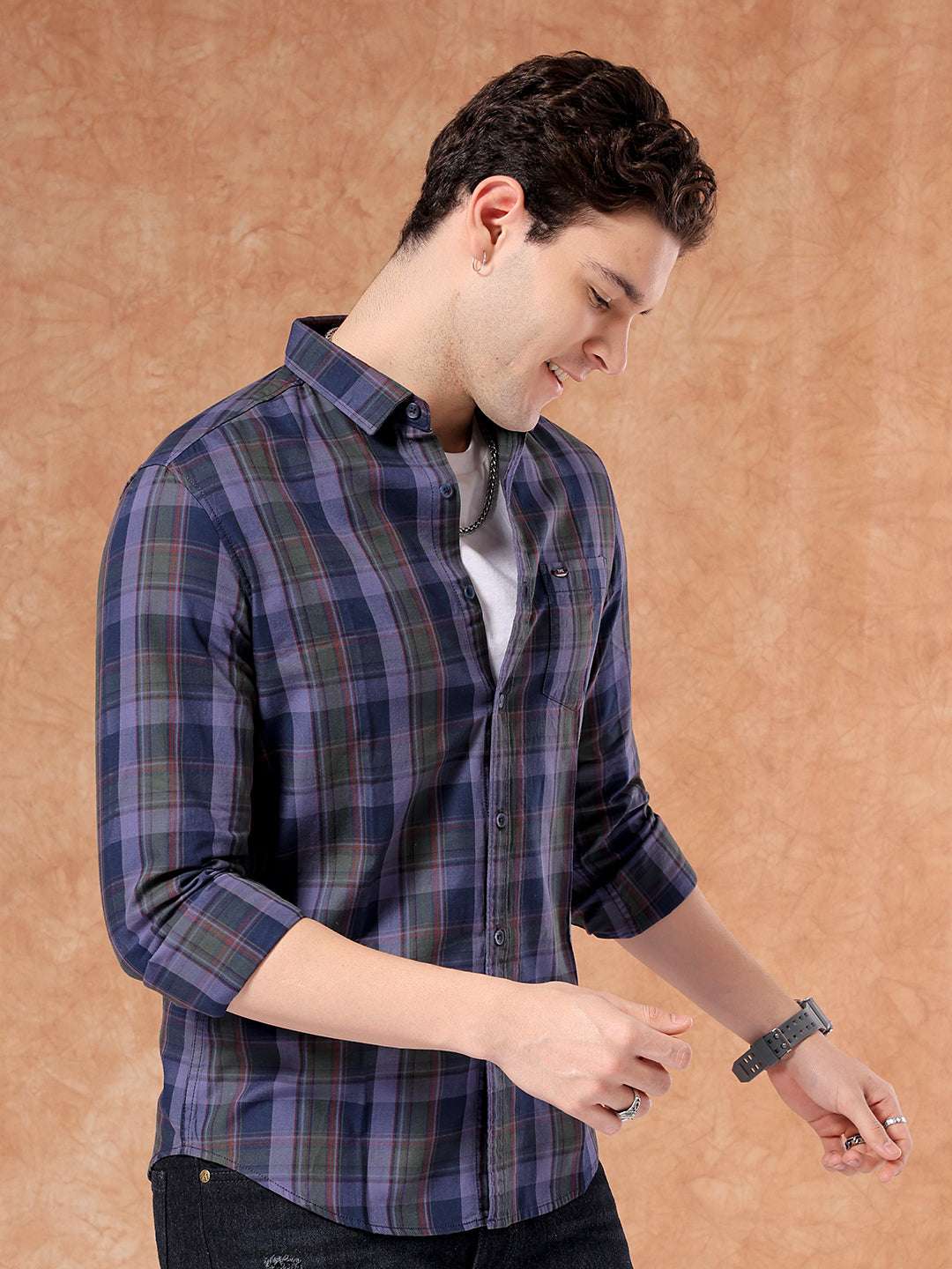 Shop Men Checked Shirt Online.