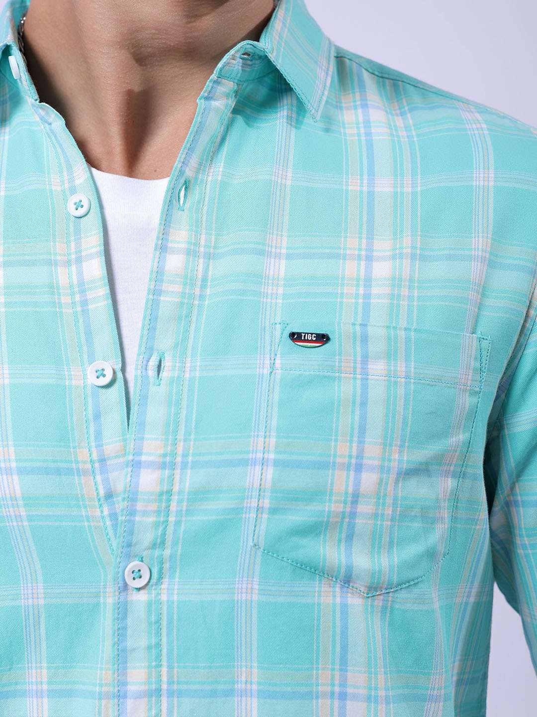 Shop Men Checked Shirt Online.