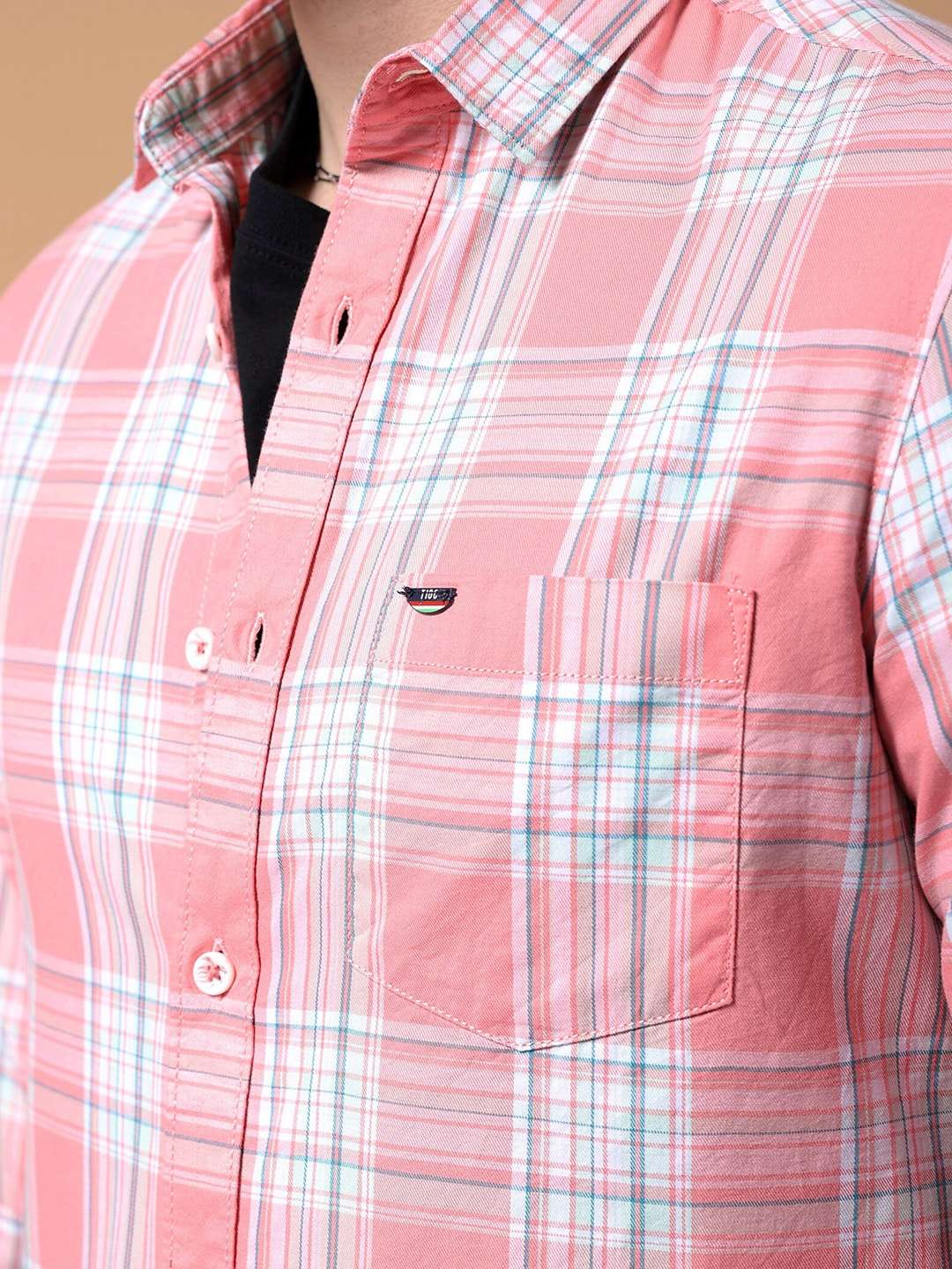 Shop Men Checked Shirt Online.