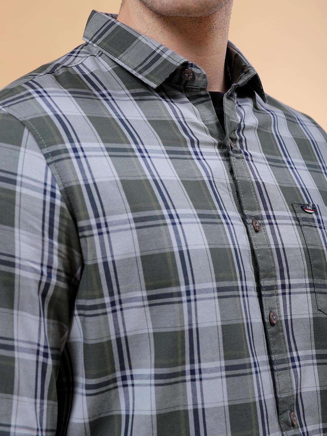 Shop Men Checked Shirt Online.