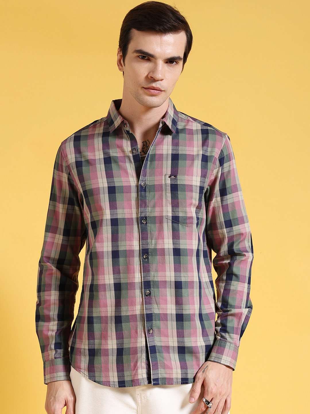 Shop Men Checked Shirt Online.