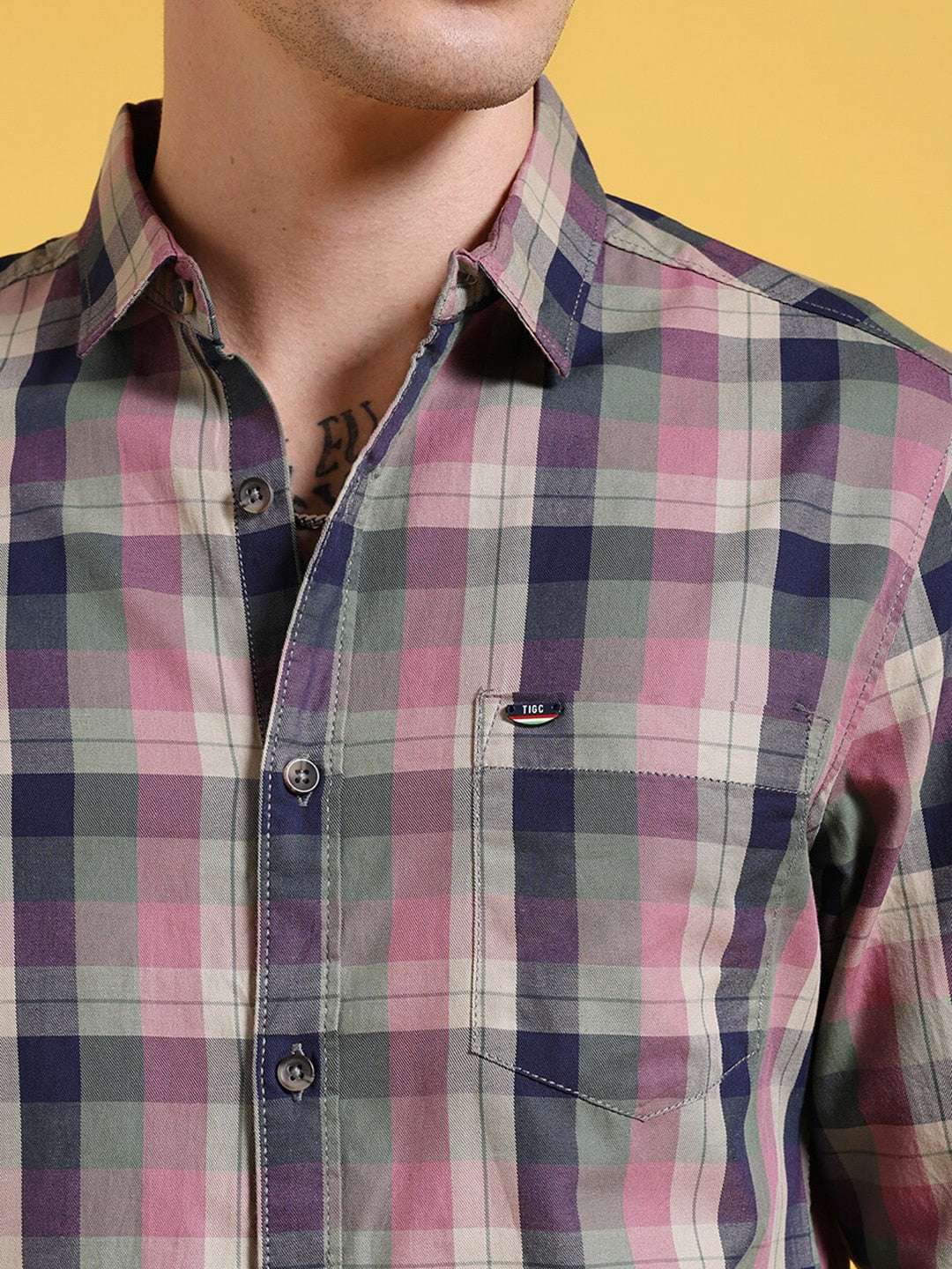 Shop Men Checked Shirt Online.