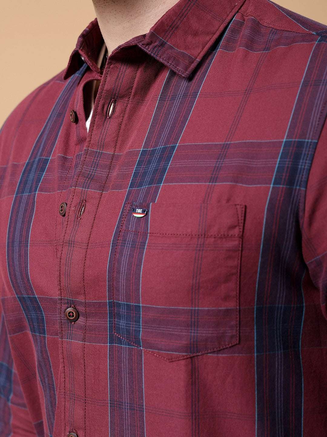 Shop Men Checked Shirt Online.