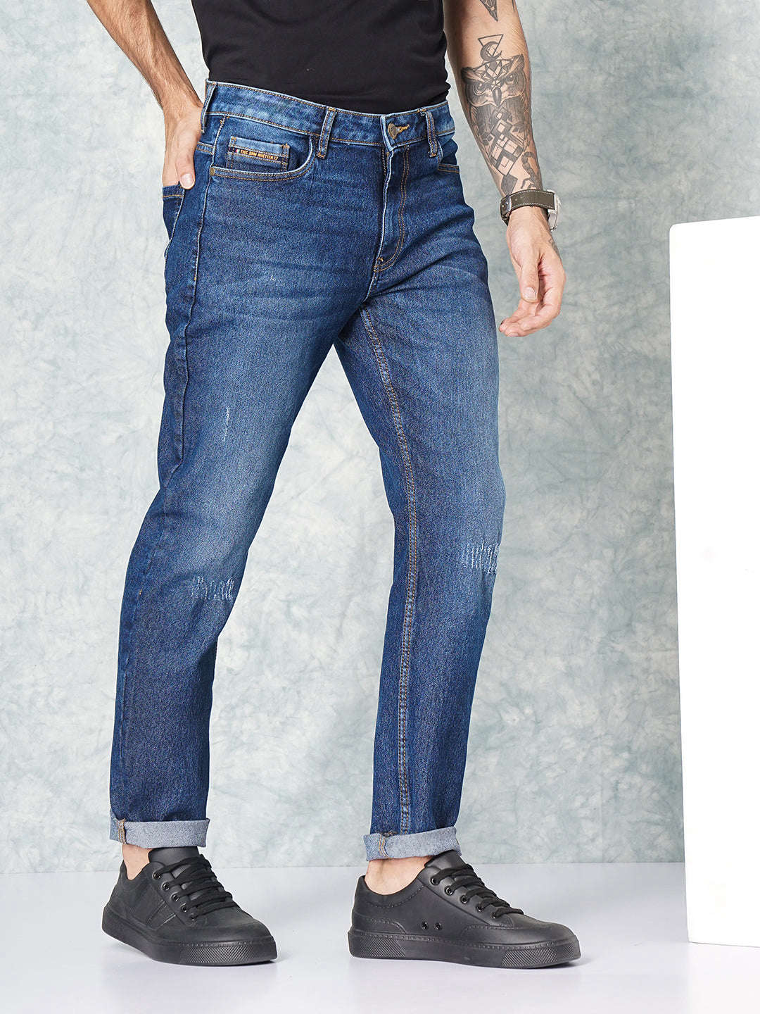 Shop Men Regular Jeans Online.