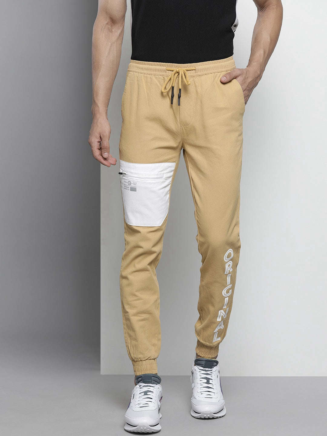 Shop Men Jogger Colorblock Online.