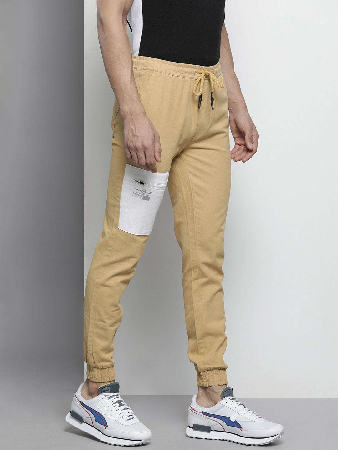 Shop Men Jogger Colorblock Online.