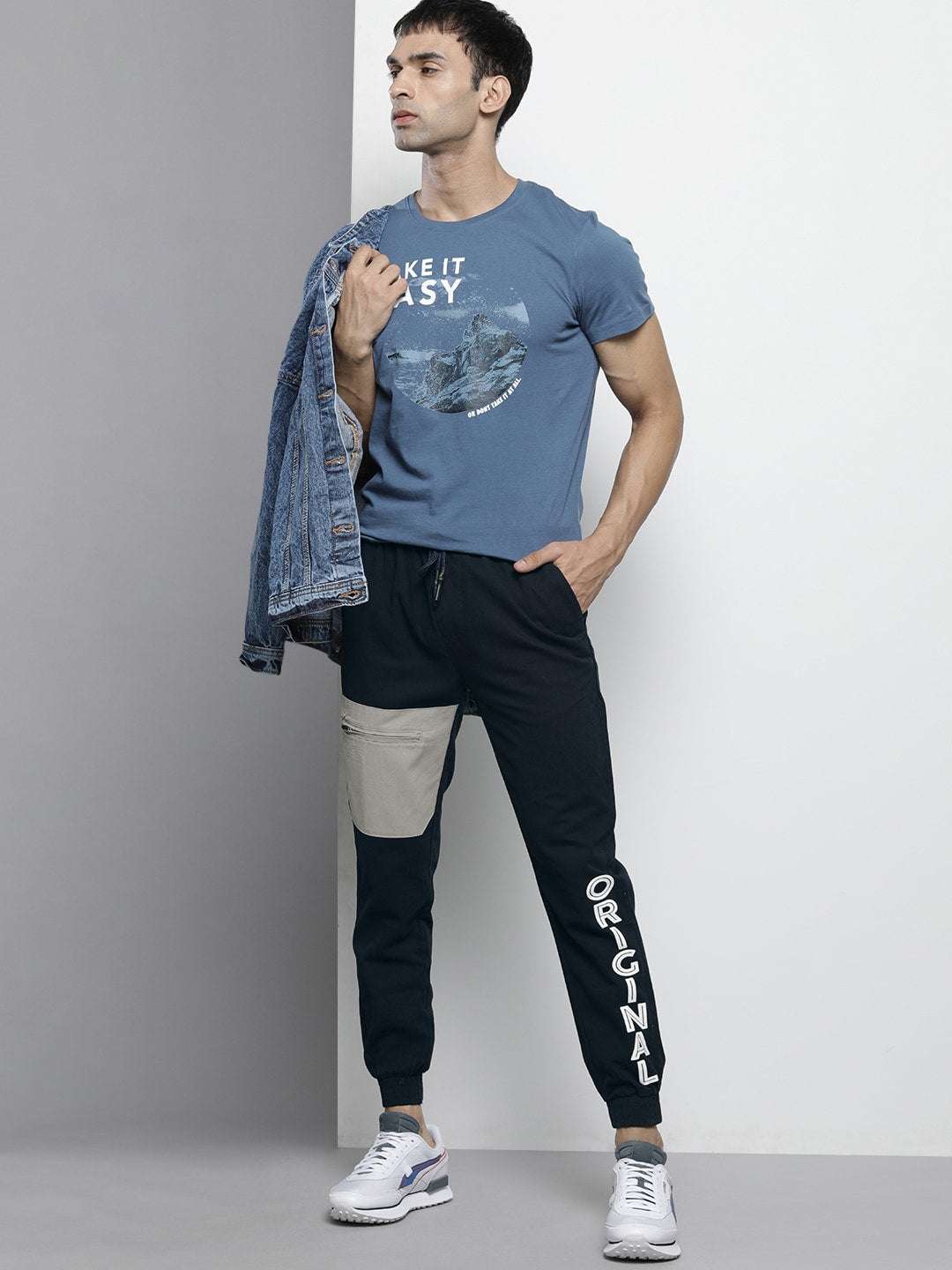 Shop Men Jogger Colorblock Online.