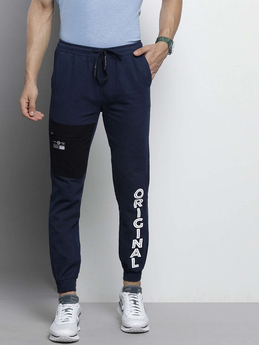 Shop Men Jogger Colorblock Online.