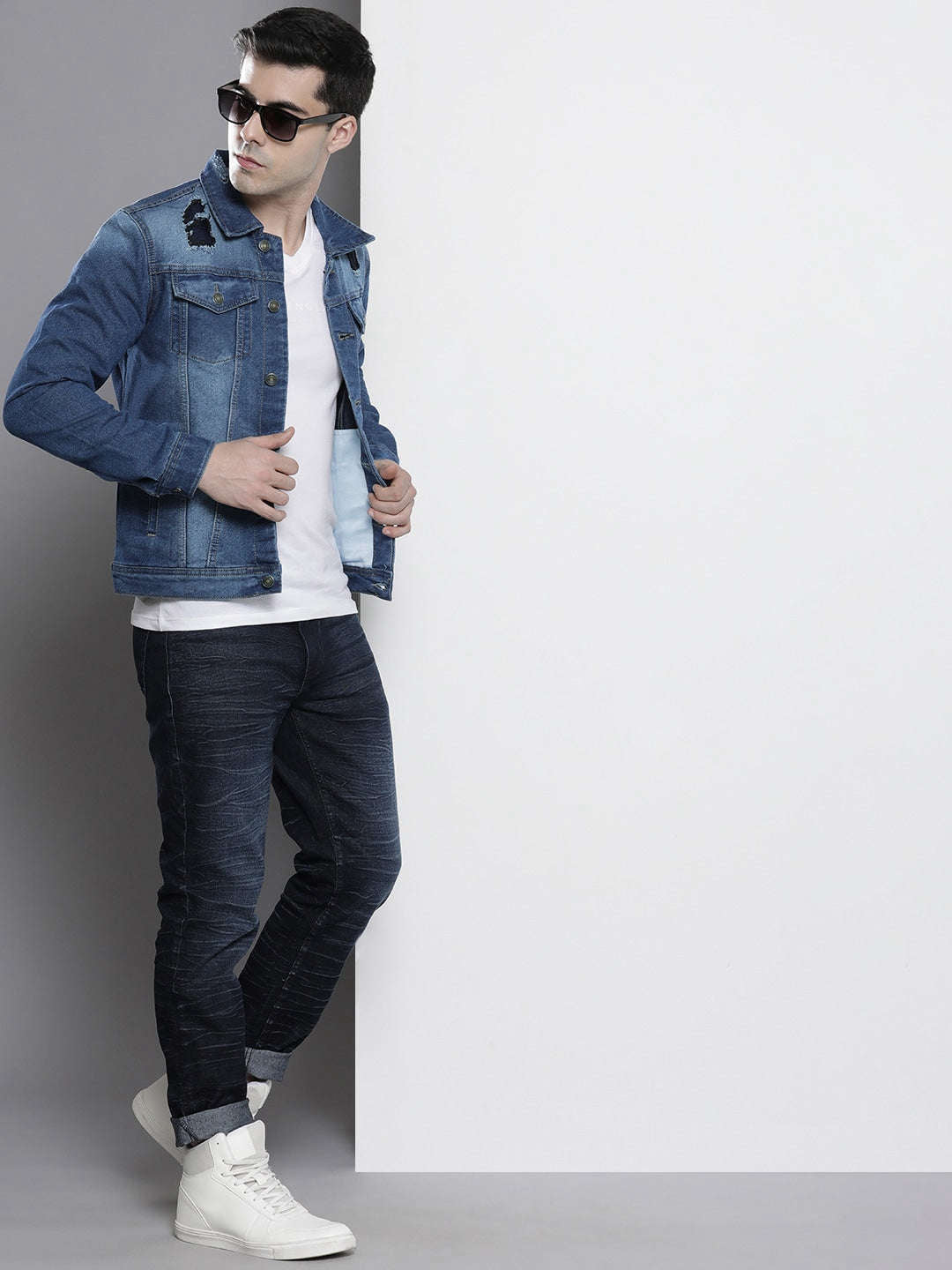 Shop Men Denim Trucker Jacket Online.