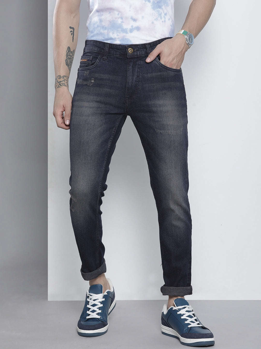 Shop Men Streetwear Jeans Online.