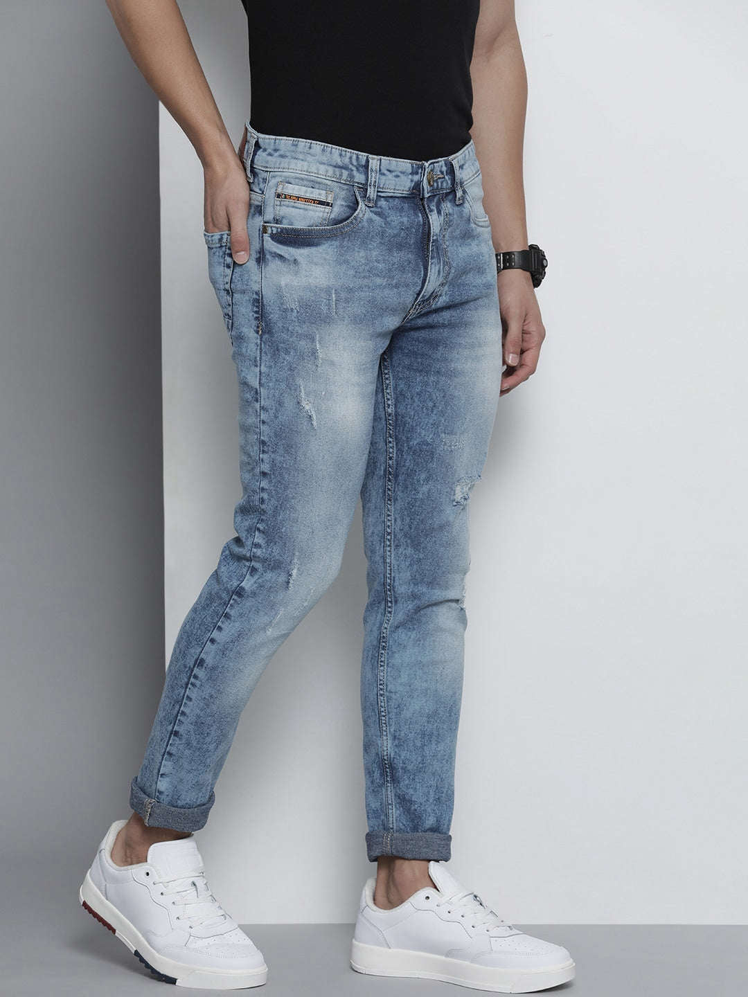 Shop Men Streetwear Jeans Online.