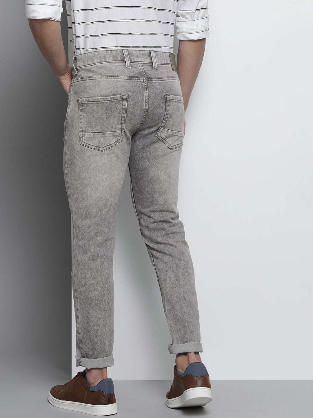 Shop Men Streetwear Jeans Online.