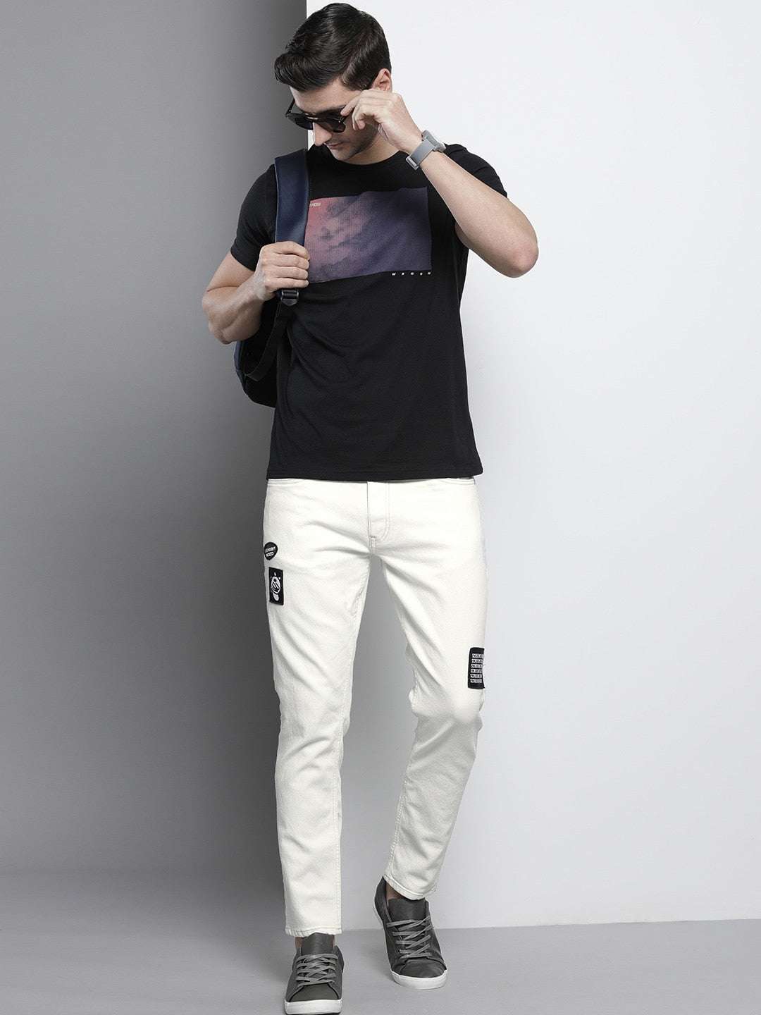 Shop Men Slim Fit Jeans Online.