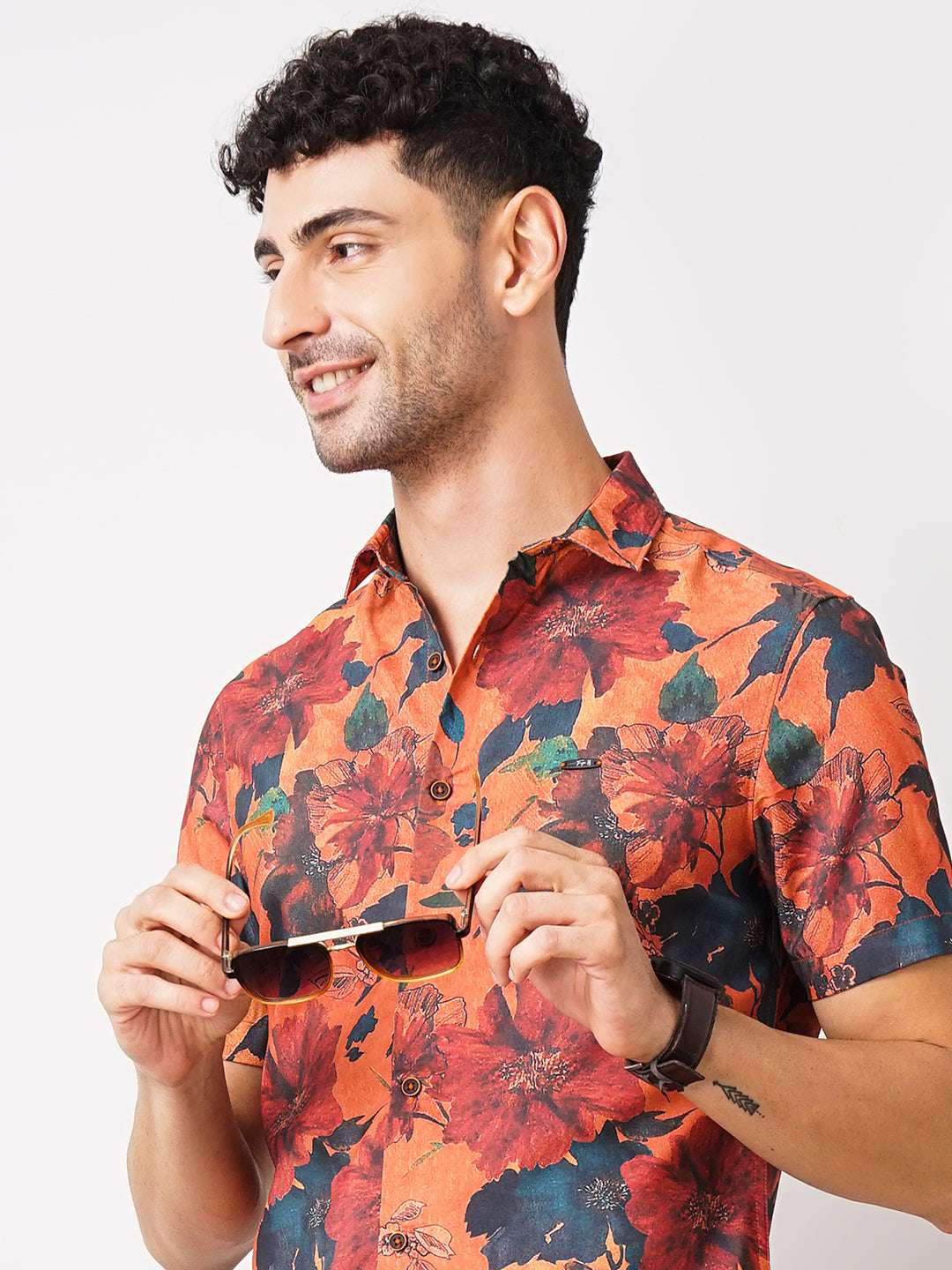 Shop Men's Floral Slim Fit Shirt Online.