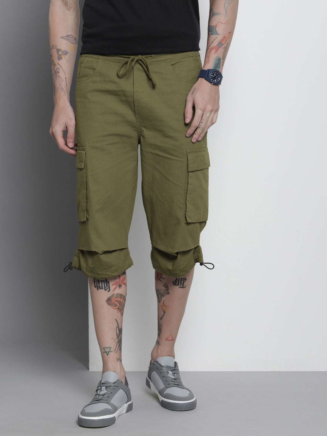 Shop Men Cargo Shorts Online.