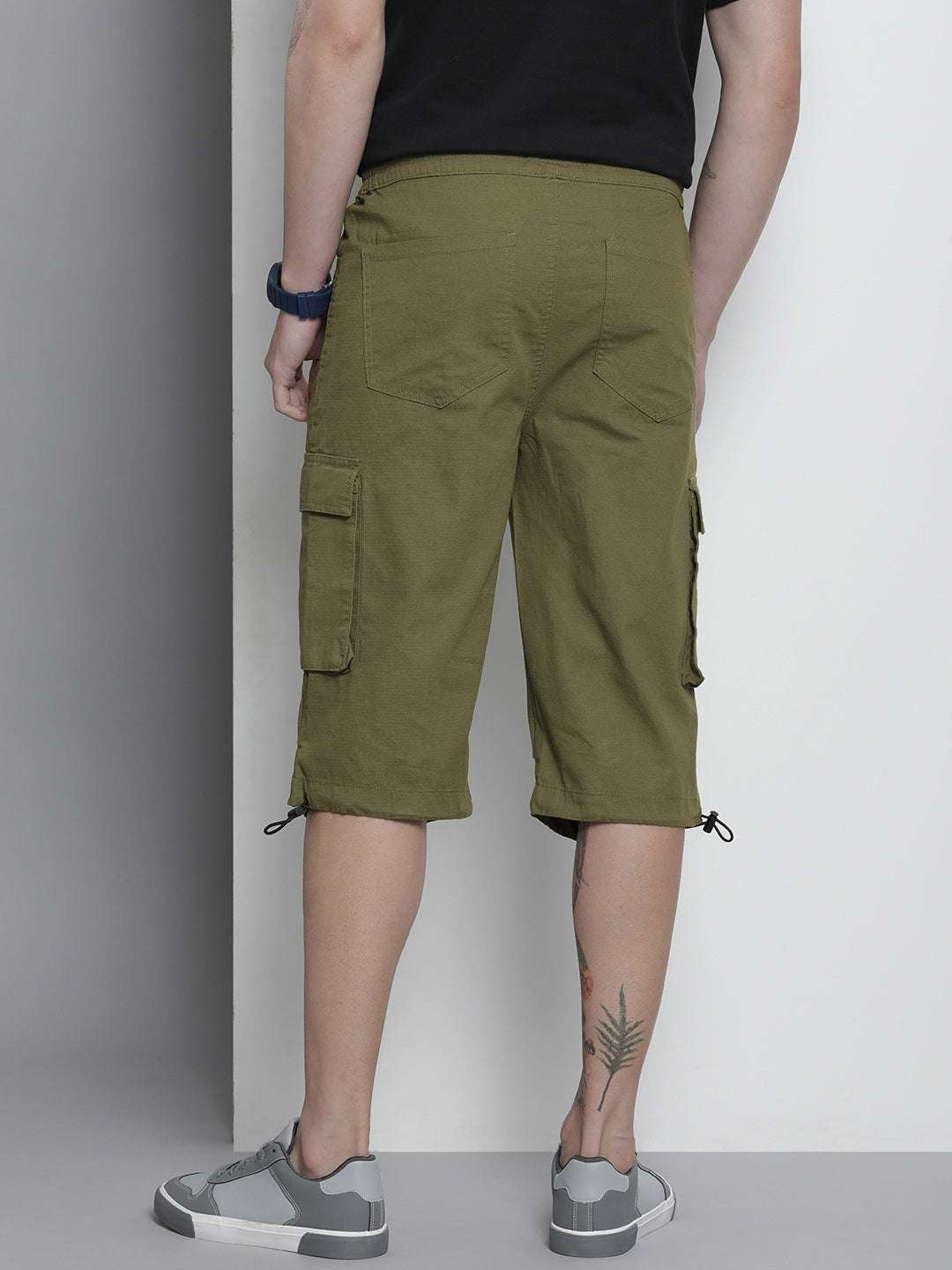 Shop Men Cargo Shorts Online.