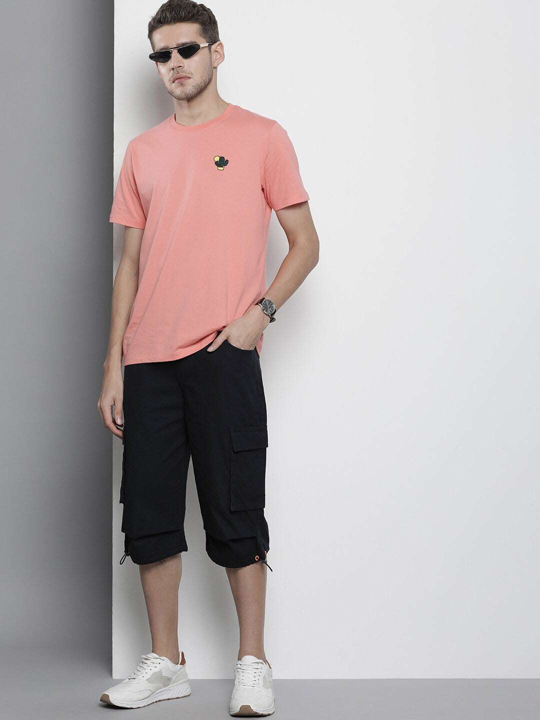 Shop Men Cargo Shorts Online.