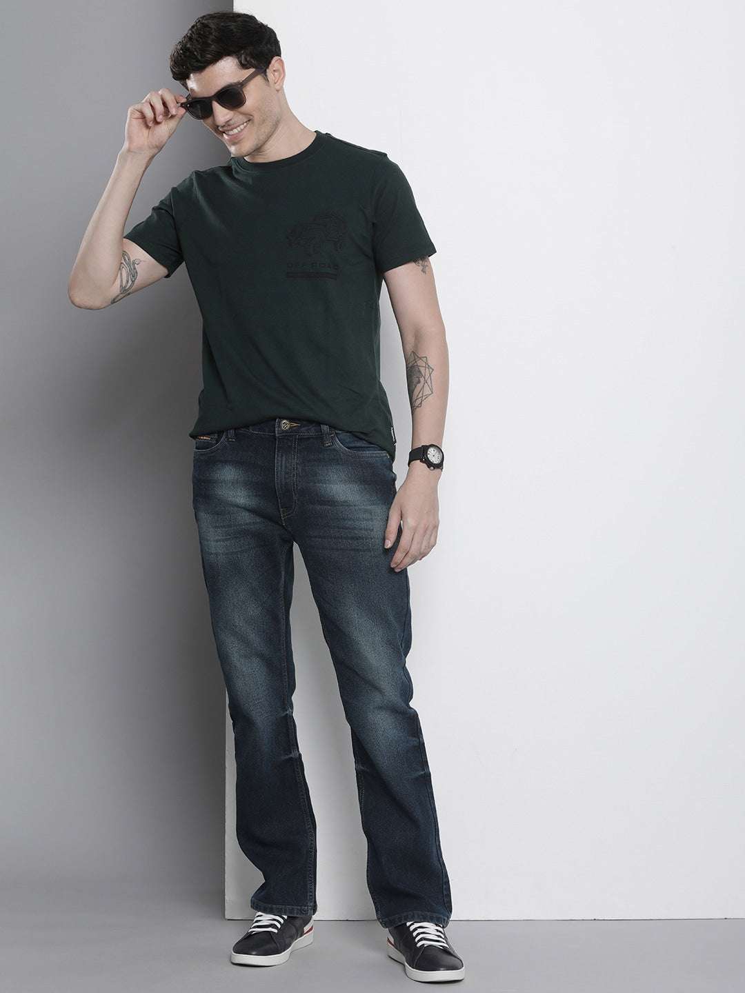 Shop Men Boot Cut Jeans Online.