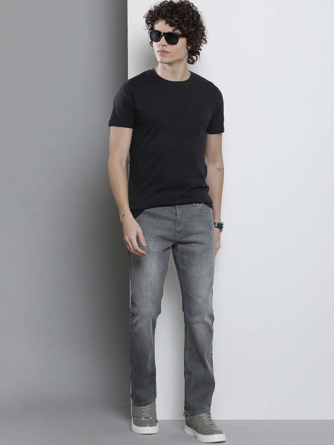 Shop Men Boot Cut Jeans Online.