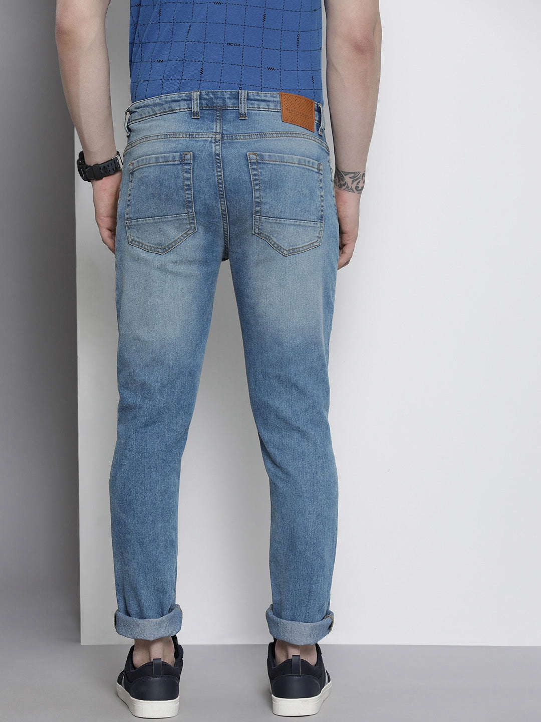 Shop Men Slim Fit Jeans Online.