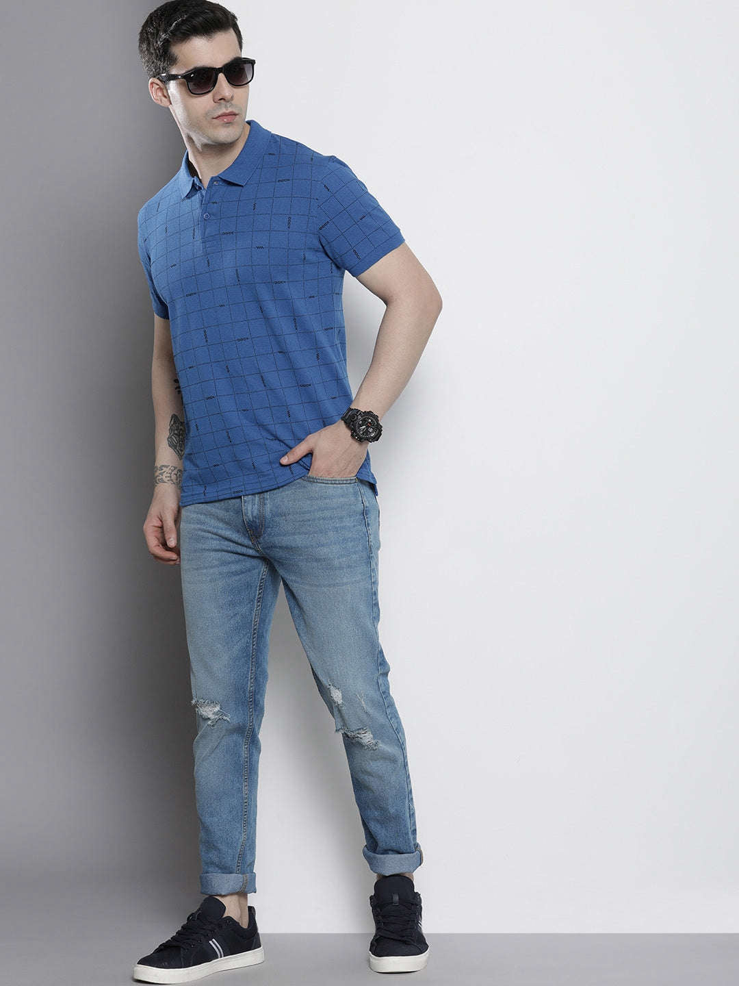 Shop Men Slim Fit Jeans Online.