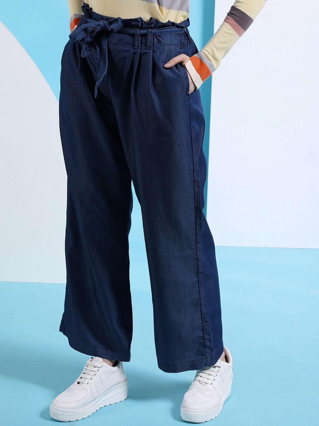 Shop Women High Waist Denim Flare Pant Online.