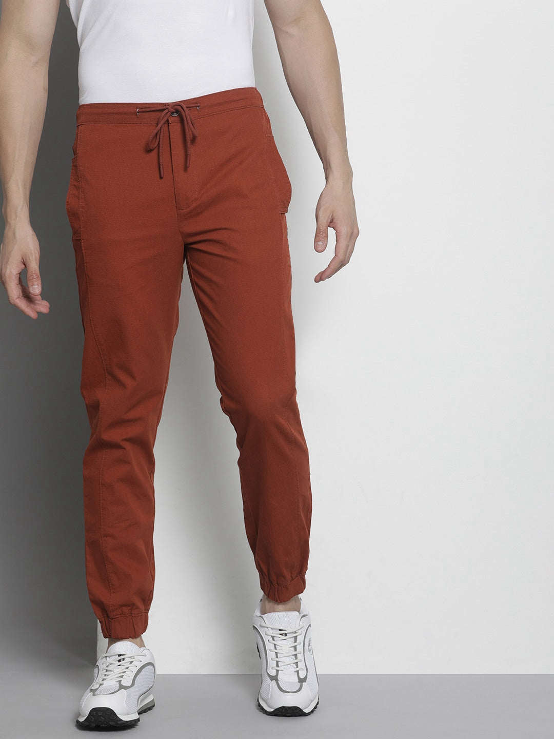 Shop Men Jogger Pant Online.